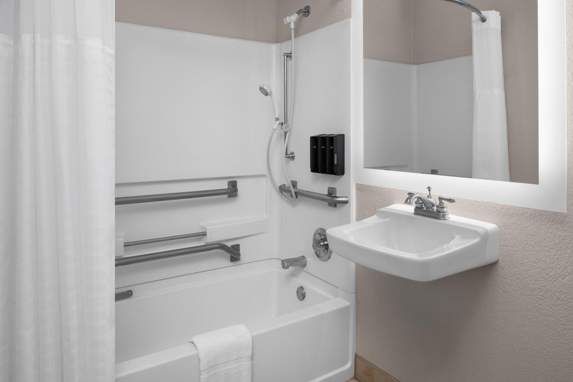 Larkspur Landing Extended Stay Suites Bellevue Bagian luar foto