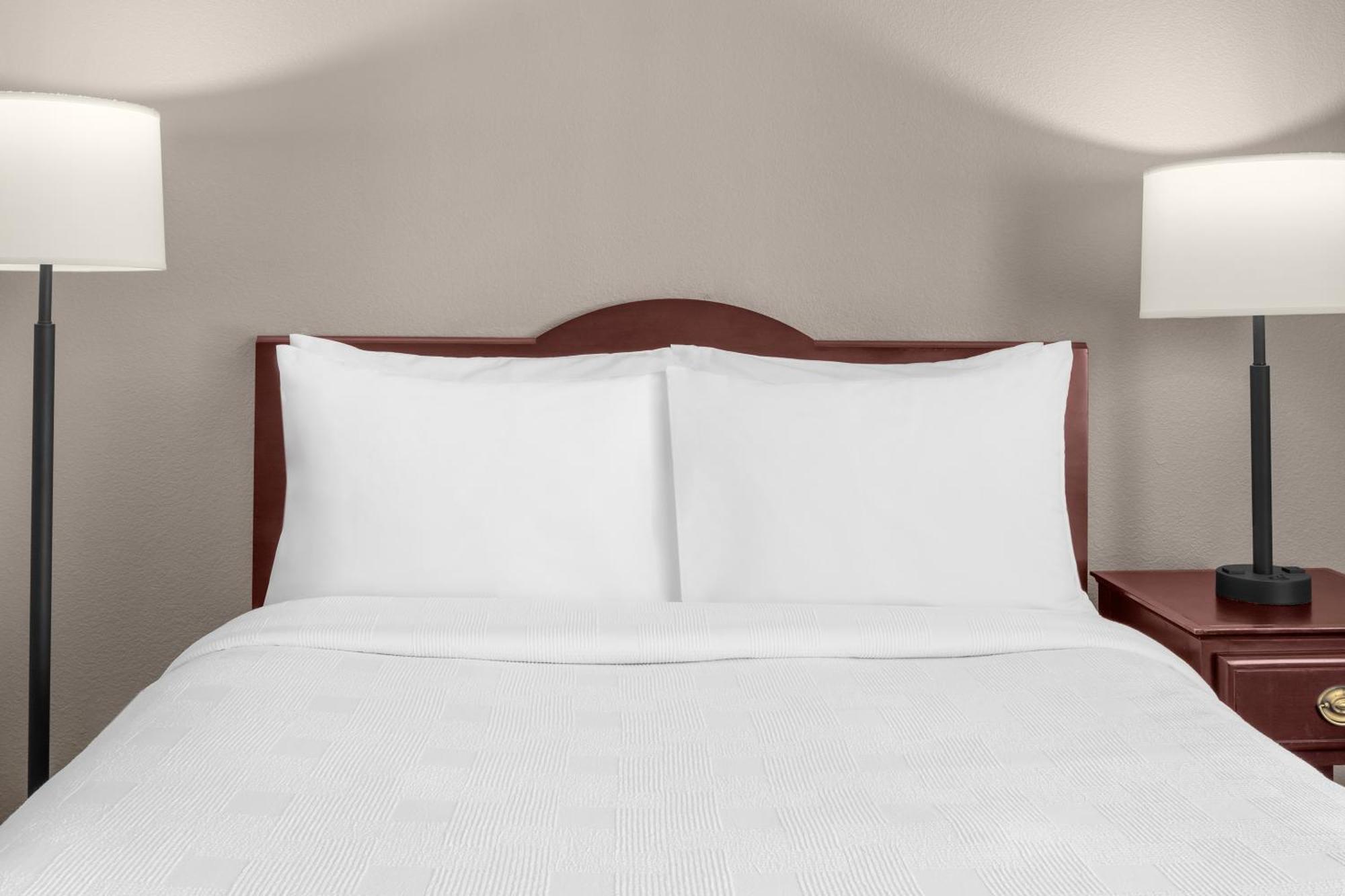 Larkspur Landing Extended Stay Suites Bellevue Bagian luar foto